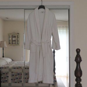 White Cotton Terry Robe - Pottery Barn L/XL